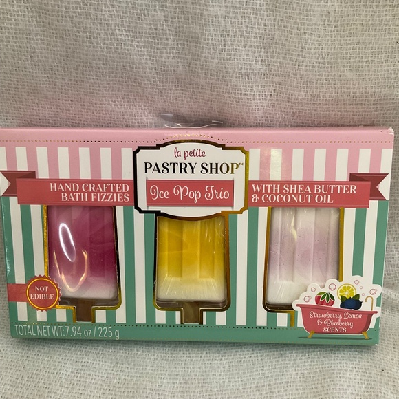 NEW La Petite Pastry Shop Ice Cream Trio Ice Pop Trio Bath Fizzies Two Boxes - Picture 3 of 12